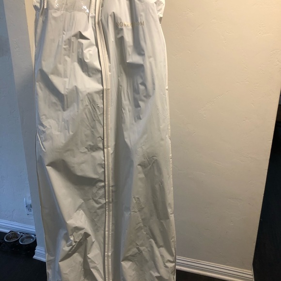 M R APPAREL GROUP EXCLUSIVELY AT NORDSTROM - Picture 8 of 8